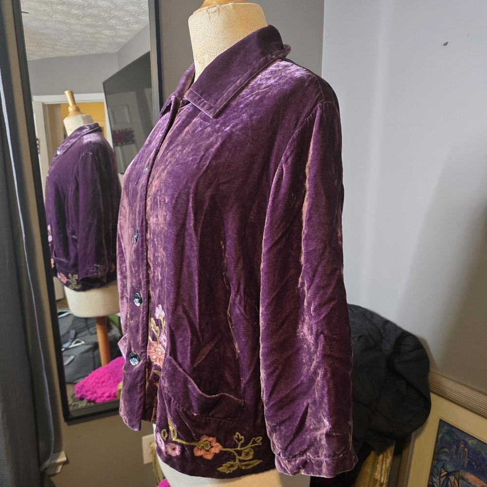 Artsy and Chic J.Jill Plum Velvet Embroidered Button-Front Jacket - Picture 3 of 8